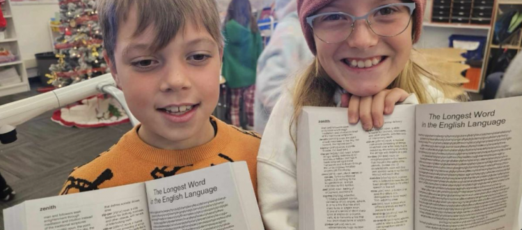 fallon-rotary-dictionary-donation